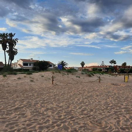 Cosy House With Garden Infront Of The Sea Apartamento Creixell Exterior foto
